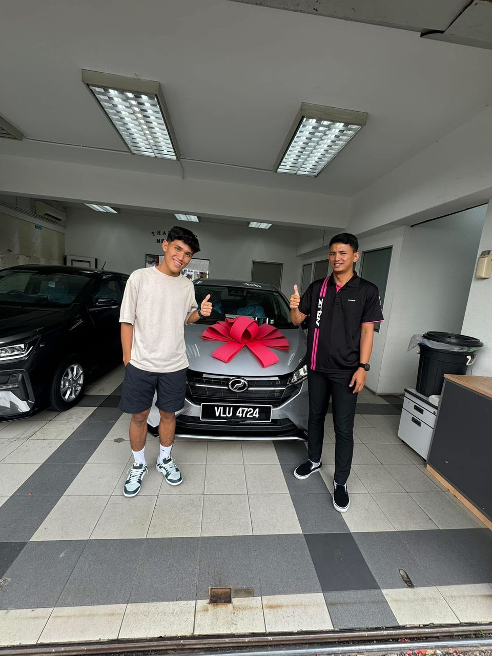 Serahan kereta customer 7