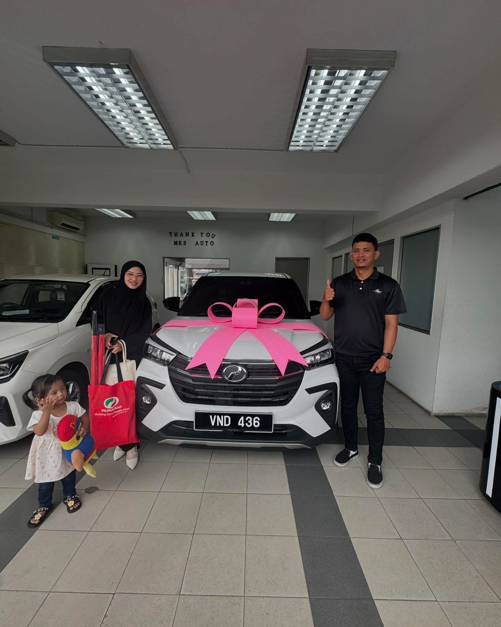 Serahan kereta customer 16